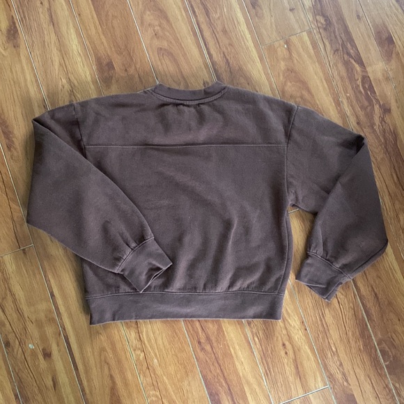 Cropped Brown Blank Sweatshirt - Picture 3 of 5